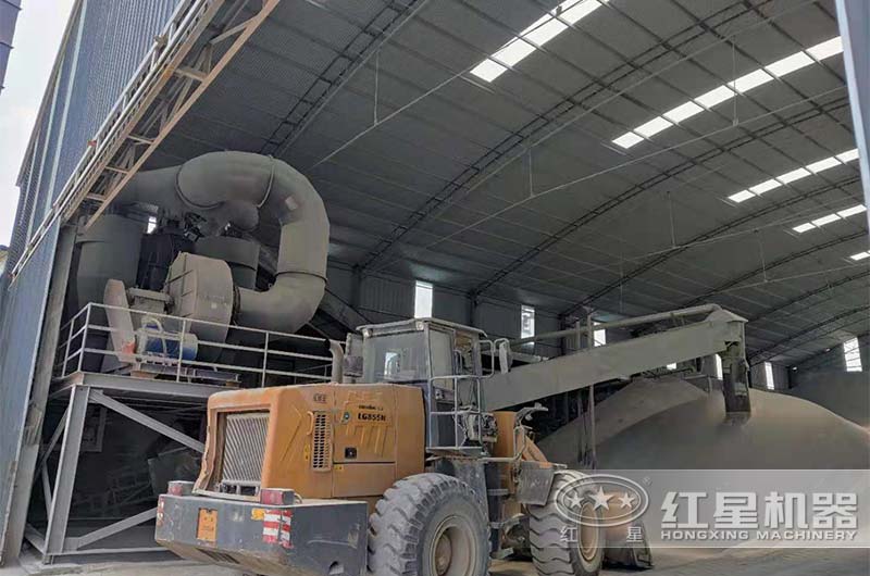 客户的成品骨料仓 客户的成品骨料仓