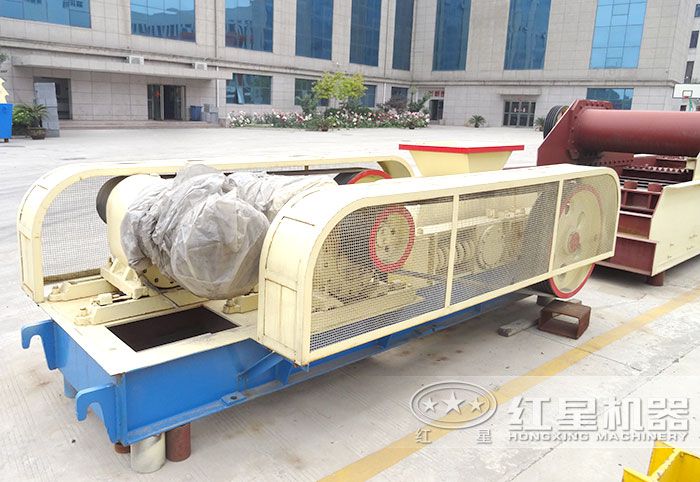 对辊式制砂机 对辊式制砂机