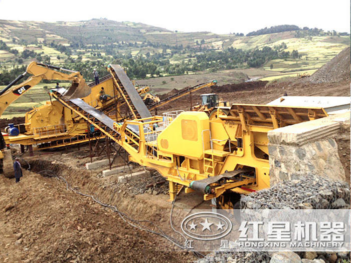 福建建筑垃圾破碎生产线正在安装中 福建建筑垃圾破碎生产线正在安装中