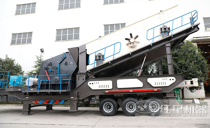 厂区摆放的建筑垃圾破碎设备 厂区摆放的建筑垃圾破碎设备