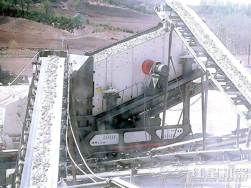 大型车载移动式粉石机 大型车载移动式粉石机