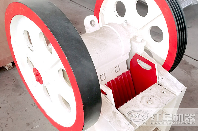 颚式破碎机细节展示 颚式破碎机细节展示