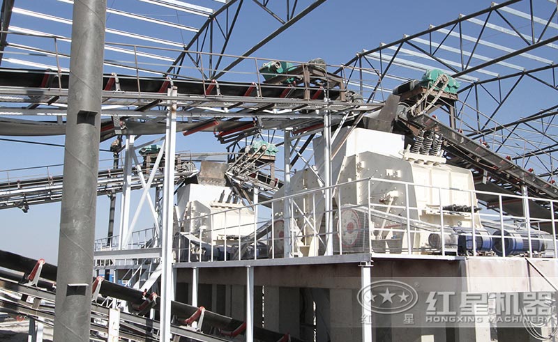 多台反击破组成的生产线 多台反击破组成的生产线