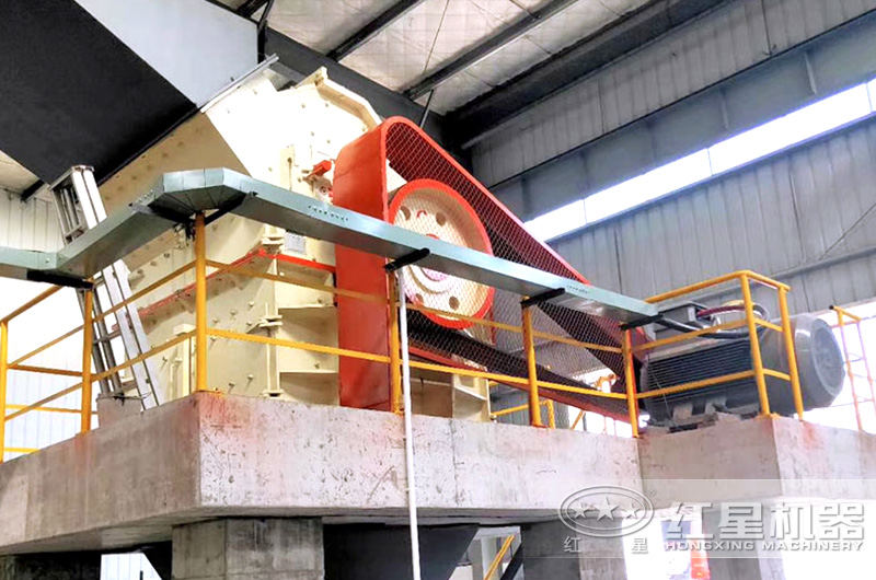 细碎机生产现场 细碎机生产现场