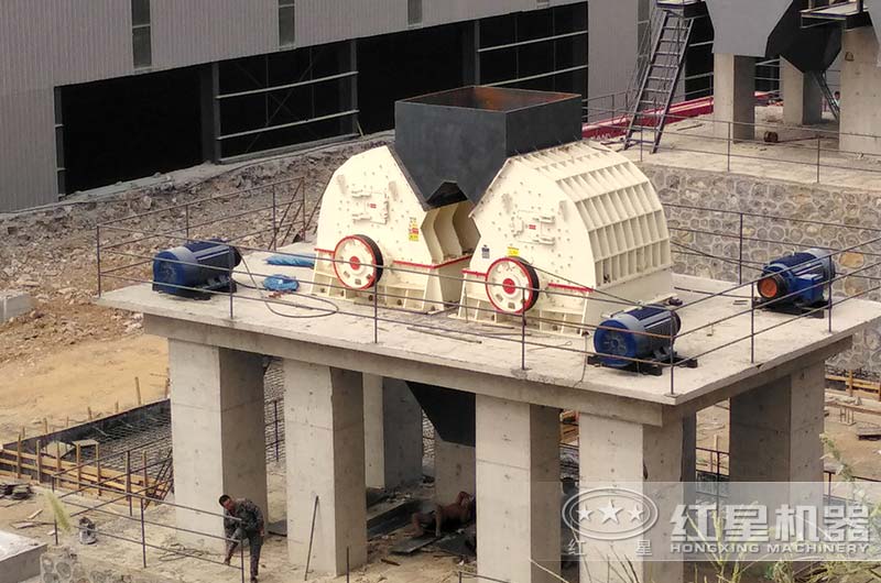 重锤式破碎机生产现场