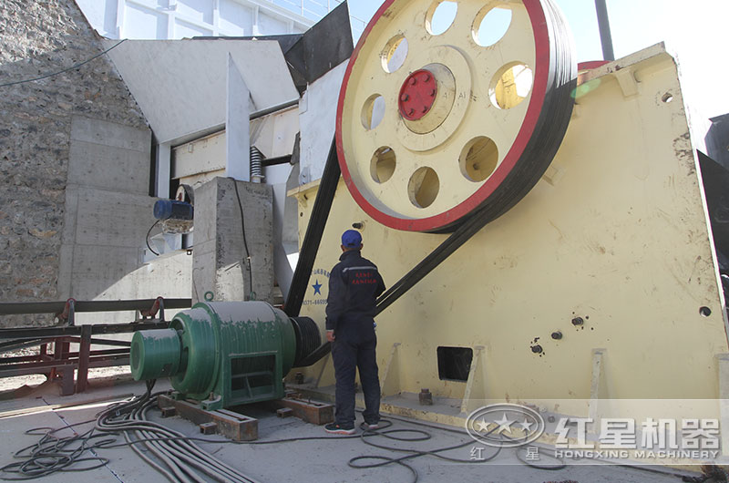 大型颚破生产现场实拍 大型颚破生产现场实拍