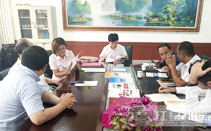 红星机器为您服务 红星机器为您服务