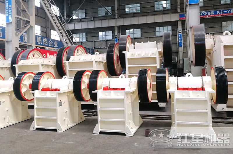 红星车间不同型号颚破 红星车间不同型号颚破