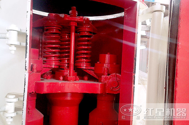 雷蒙磨粉机内部结构 雷蒙磨粉机内部结构