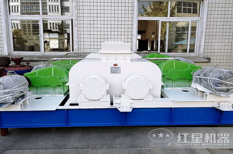 对辊式破碎机车间现货 对辊式破碎机车间现货