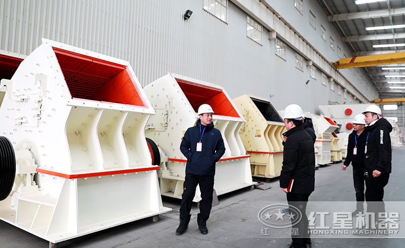 用户考察锤式破碎机 用户考察锤式破碎机