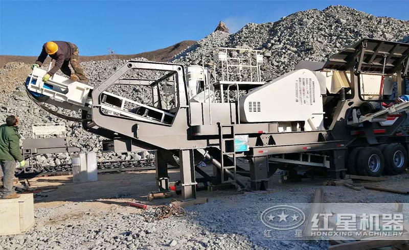 移动破碎机处理建筑垃圾现场 移动破碎机处理建筑垃圾现场