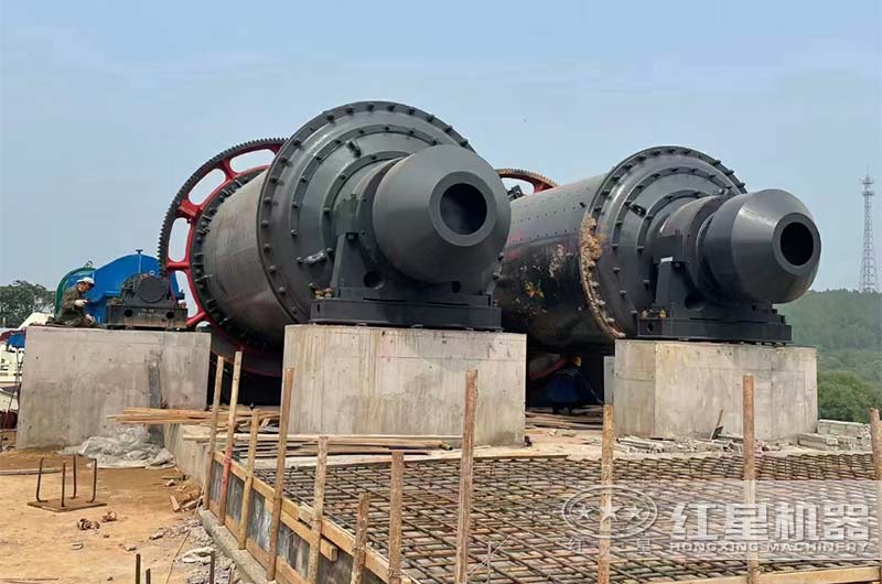 石灰石节能球磨机现场 石灰石节能球磨机现场