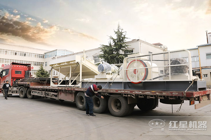 对辊破碎机发货实拍 对辊破碎机发货实拍