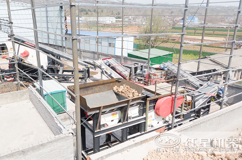 鹅卵石打石子机图 鹅卵石打石子机图