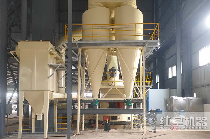 白云石超细磨粉机设备安装现场 白云石超细磨粉机设备安装现场