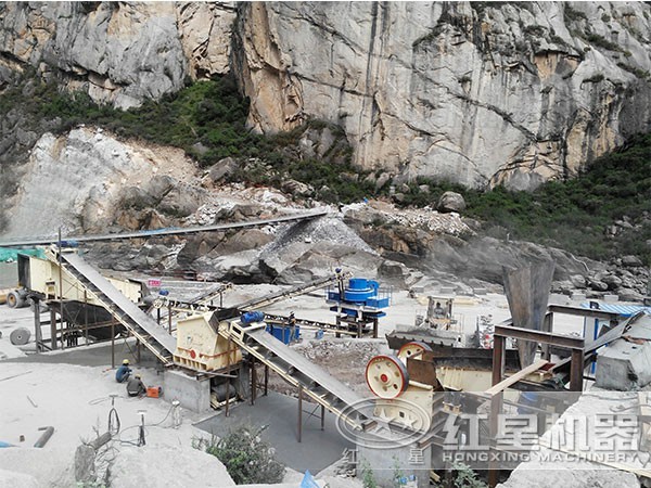 河北承德100吨河卵石制砂生产线现场加工流程 河北承德100吨河卵石制砂生产线现场加工流程