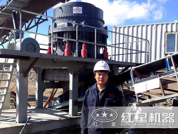 PYB600、900圆锥破现场作业图