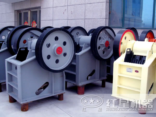 PE-200×300小型鄂破厂区图 PE-200×300小型鄂破厂区图