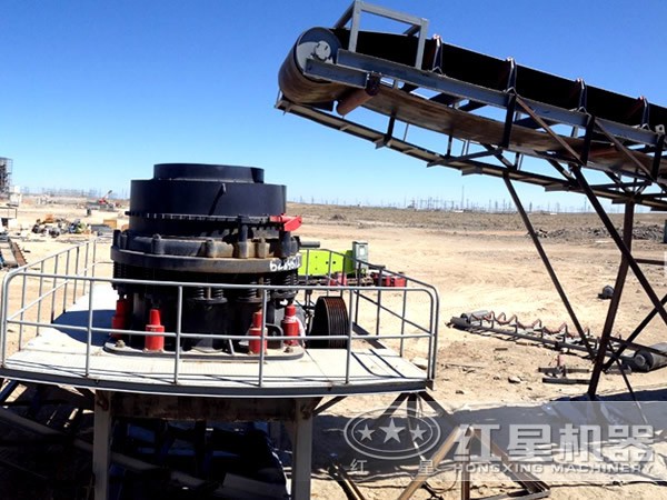 圆锥破作业现场图 圆锥破作业现场图