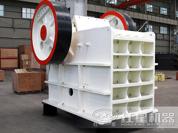 PE颚式破碎机 PE颚式破碎机