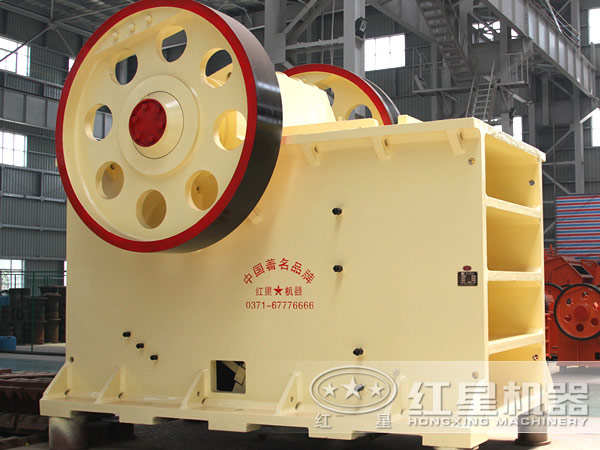 PE-1500×1800颚式破碎机 PE-1500×1800颚式破碎机