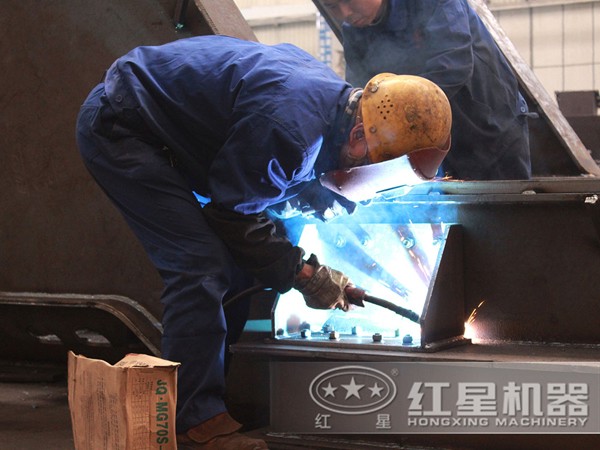 我国矿山机械的发展及创新 我国矿山机械的发展及创新