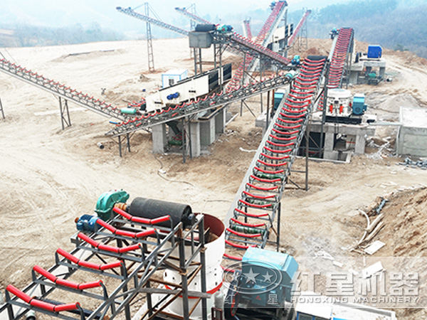 高质、高产能800万吨砂石生产线设备现场