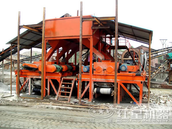 对辊破碎机客户现场 对辊破碎机客户现场