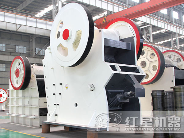 PE-1200×1500颚式破碎机 PE-1200×1500颚式破碎机