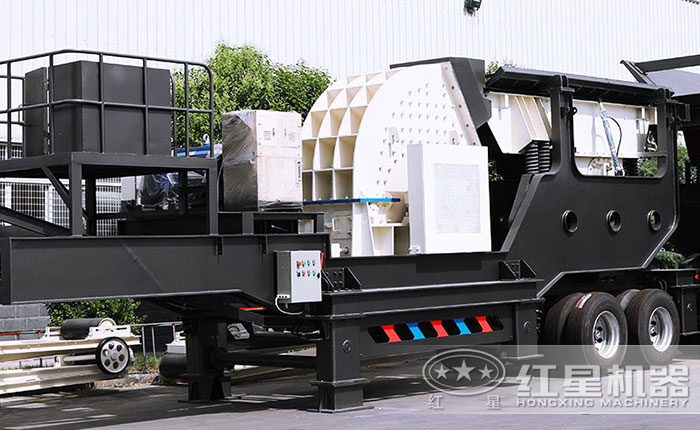 移动锤式碎石机 移动锤式碎石机