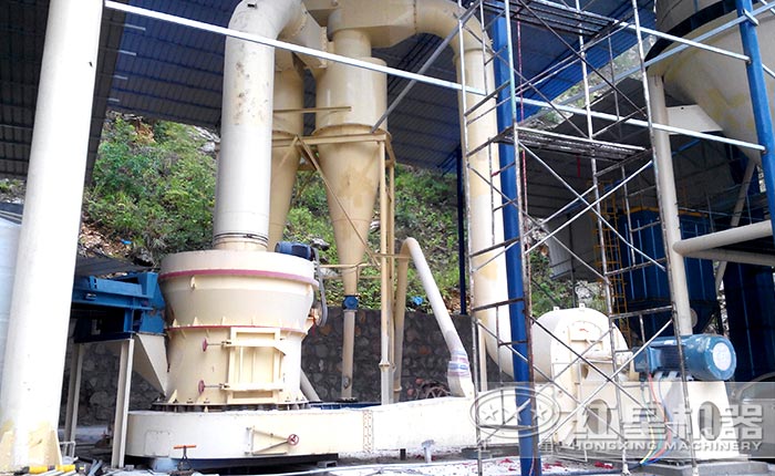 磨粉机现场 磨粉机现场