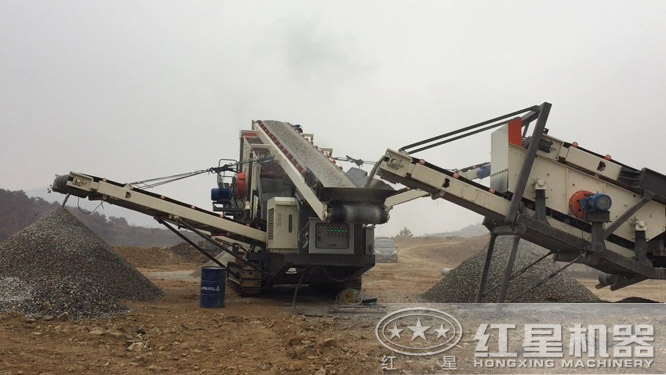 履带筛分站和履带破碎站搭配生产石子 履带筛分站和履带破碎站搭配生产石子