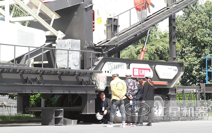 红星移动破碎站用户实地考察 红星移动破碎站用户实地考察