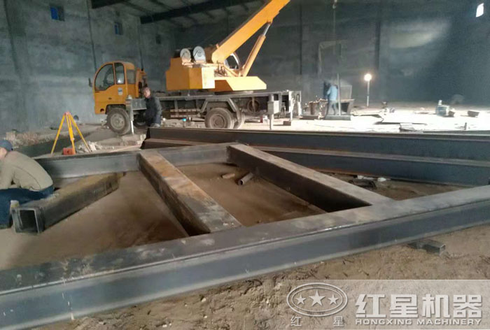 破碎生产线安装现场 破碎生产线安装现场