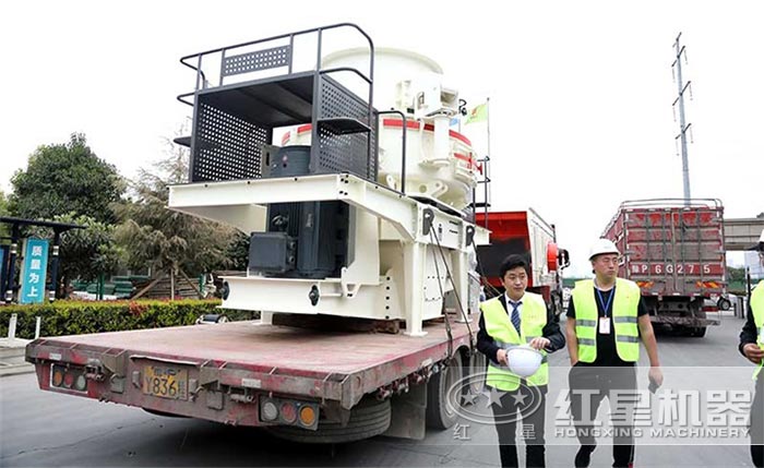 红星制沙设备发货现场 红星制沙设备发货现场