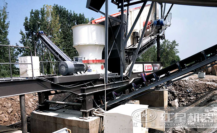 武汉单缸移动破碎站生产现场 武汉单缸移动破碎站生产现场