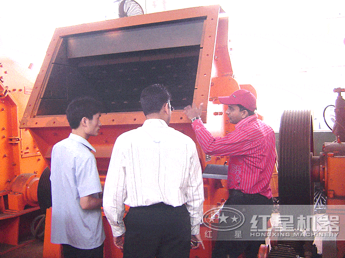 国外用户到厂参观 国外用户到厂参观