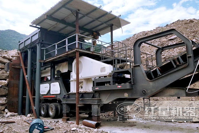 流动石子机搭载鄂式破碎机 流动石子机搭载鄂式破碎机