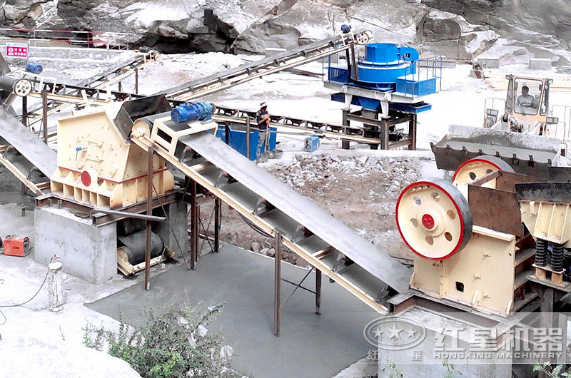 鄂式破碎机+反击破 鄂式破碎机+反击破