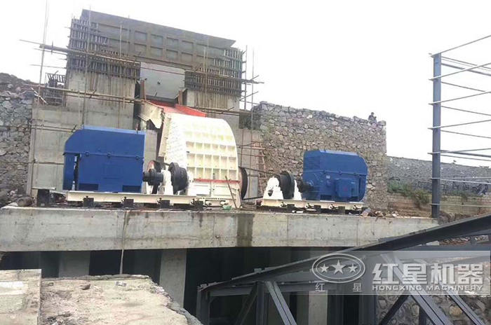 重锤式破碎机石子生产现场 重锤式破碎机石子生产现场