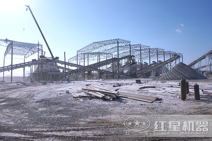 日产1500方沙石厂搭建中 日产1500方沙石厂搭建中